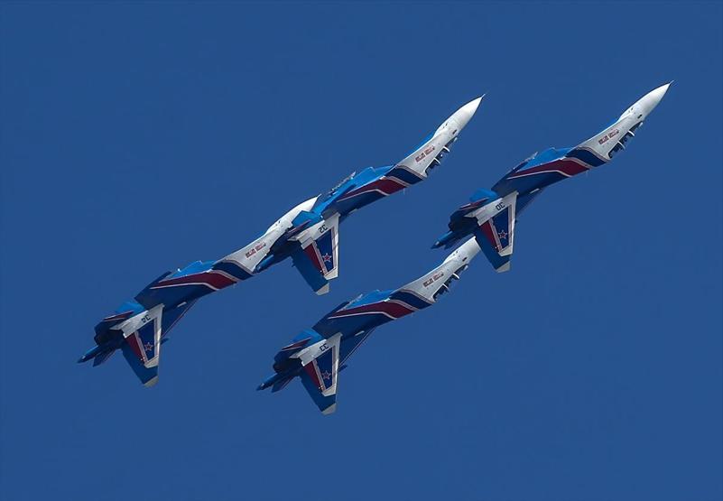 Rus pilotlardan TEKNOFESTte nefes kesen gösteri