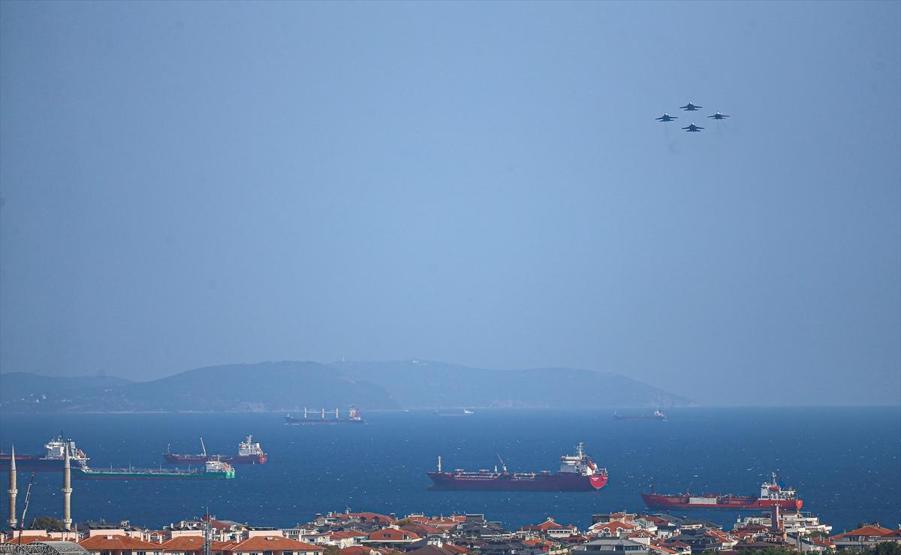 Rus pilotlardan TEKNOFESTte nefes kesen gösteri
