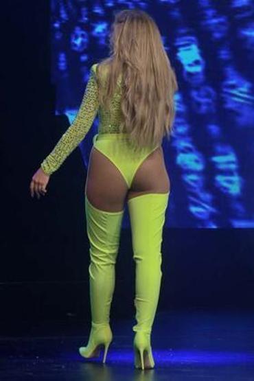 Hadise küvetten paylaştı O sırada ben