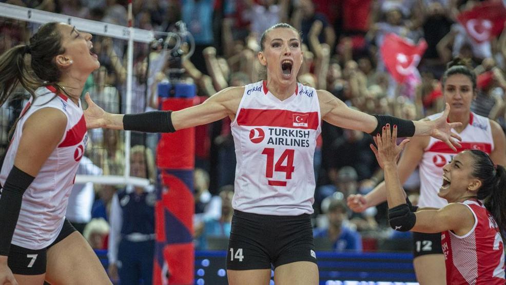 Eda Erdem: Atatürk’ün izinde ülkemizi gururlandırmaya ve güçlü Türk kadınını temsil etmeye devam edeceğim