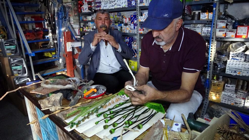 Çöpleri sanat eserine dönüştürüyor