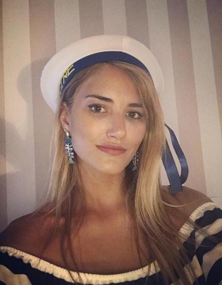 İspanyol model Alba Carrillodan olay itiraf