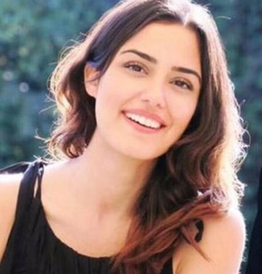 Ceren Kaplakarslanın bebeği ABDde doğacak