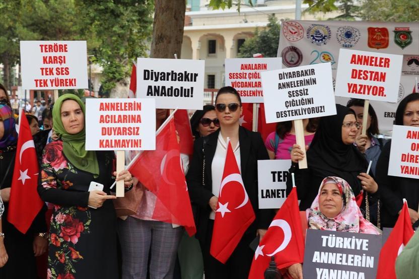 Diyarbakır annelerine kadın desteği