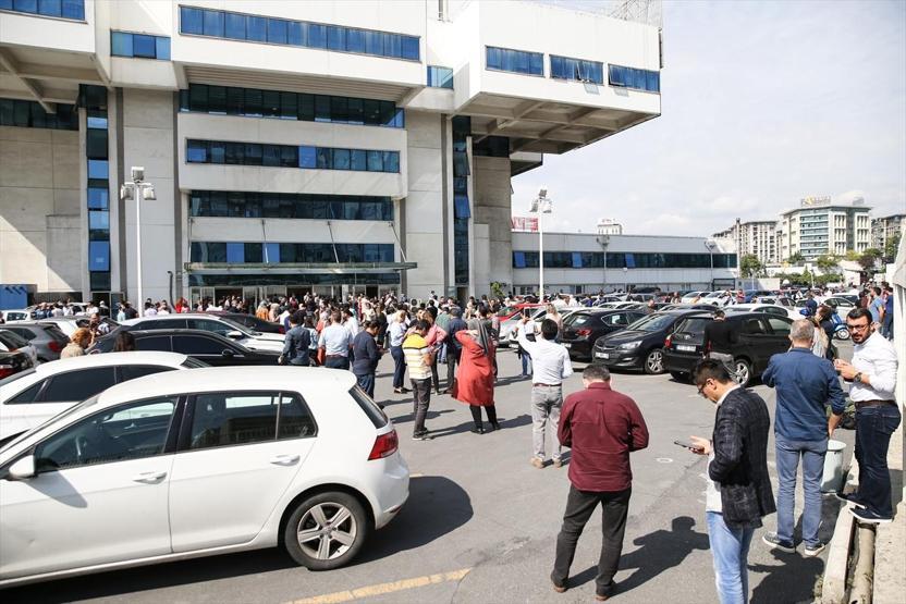 İstanbulda deprem: 5,8lik korkutan uyarı