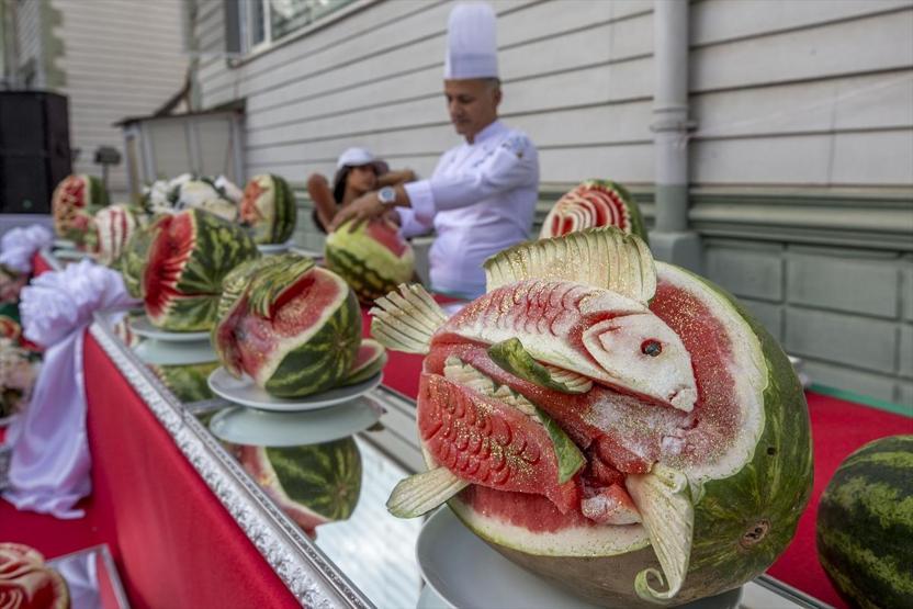 Karpuzun ağırlığını duyan şaşkına döndü
