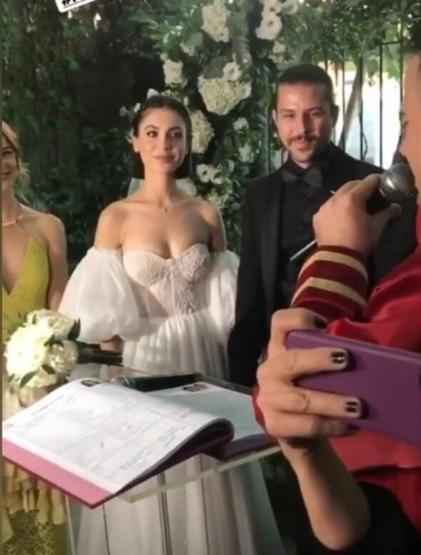 Fulya Zenginerden duygusal paylaşım: Yokluğuna alışamadım annem