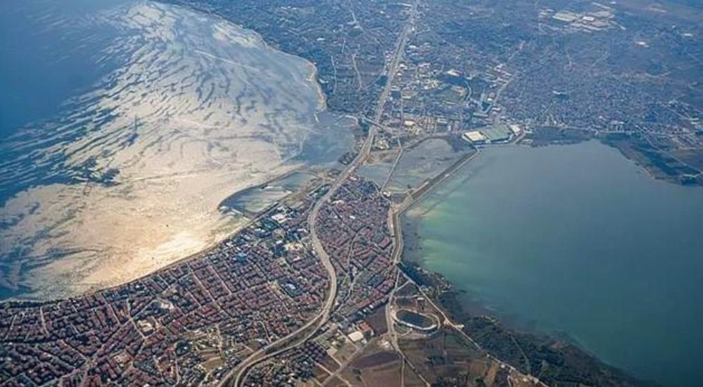 Prof. Dr. Üşümezsoydan İstanbul depremi açıklaması Tartışmalara son noktayı koydu