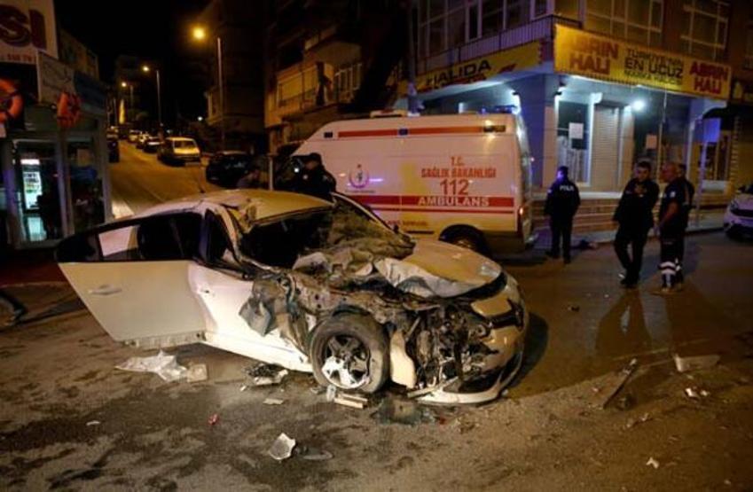 Ankarada feci kaza Yaralılar var...