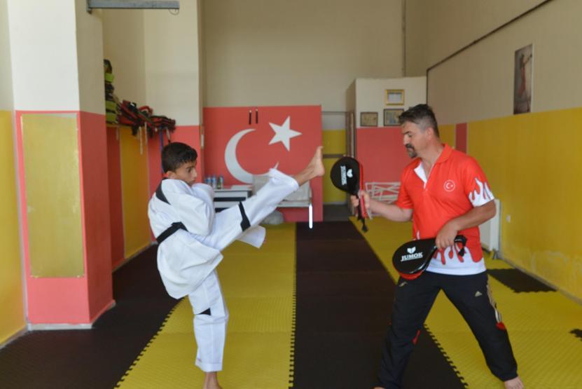 Balkan şampiyonu olduğu gün annesini kaybetti