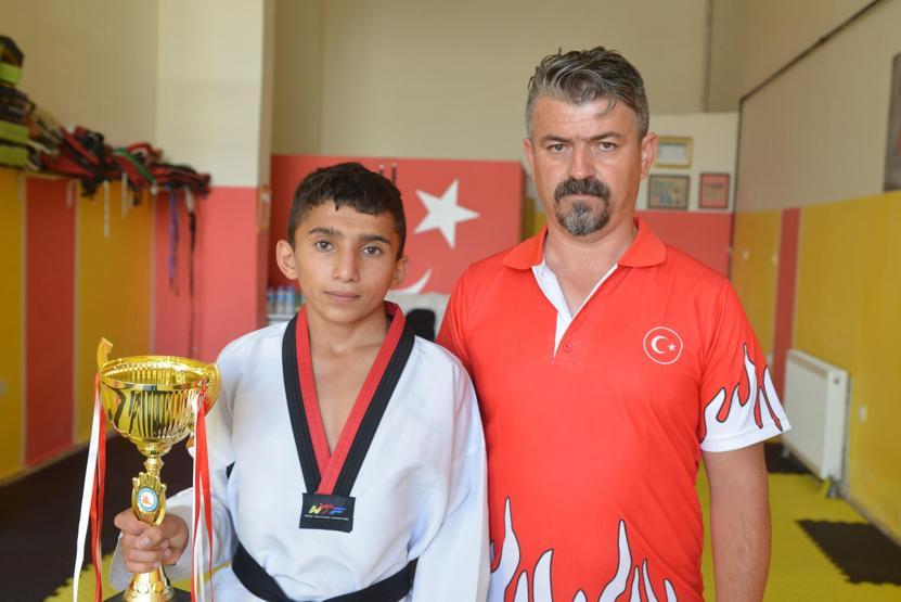 Balkan şampiyonu olduğu gün annesini kaybetti