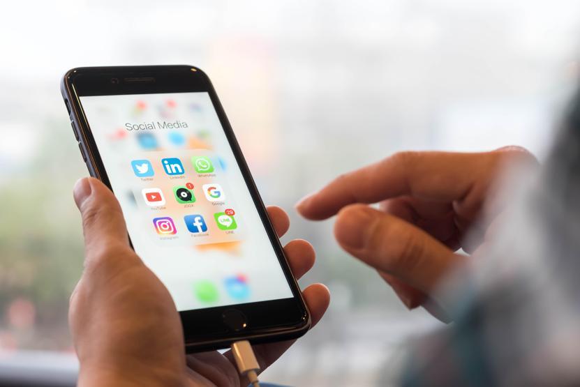 Instagram iOSa karanlık mod geldi