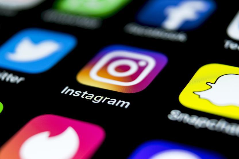 Instagram iOSa karanlık mod geldi