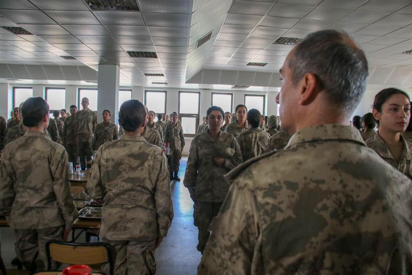Jandarma Kadın Astsubaylar “Barış Pınarı”nda görev almak için hazır