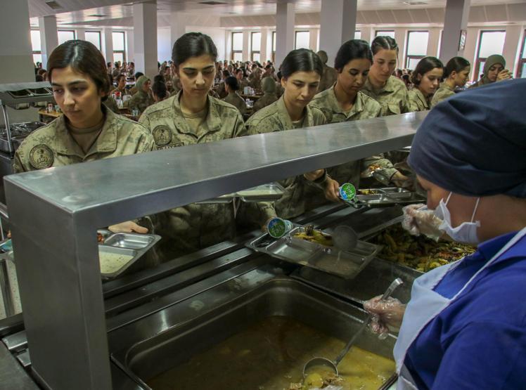 Jandarma Kadın Astsubaylar “Barış Pınarı”nda görev almak için hazır