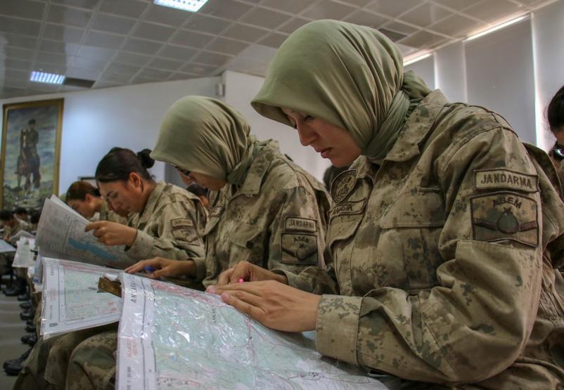 Jandarma Kadın Astsubaylar “Barış Pınarı”nda görev almak için hazır
