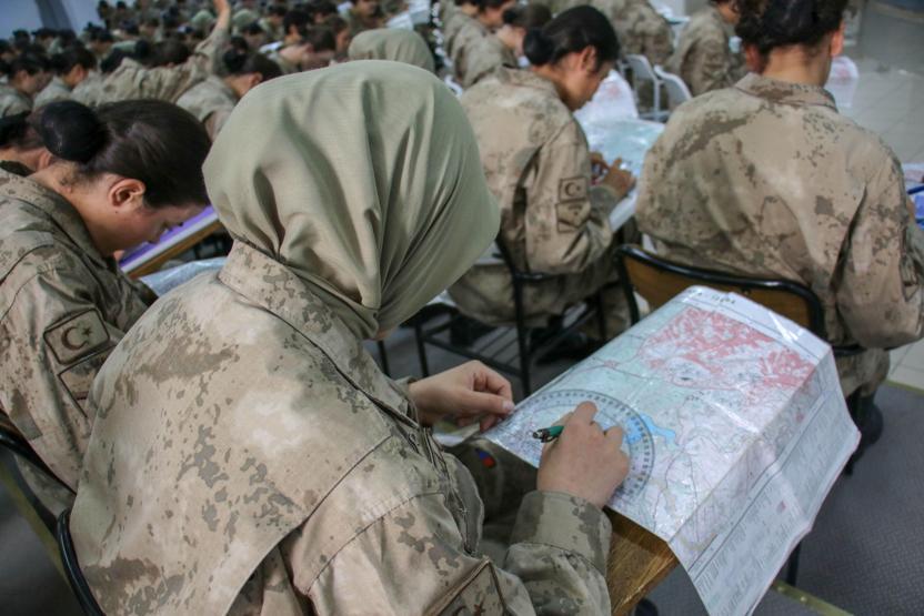 Jandarma Kadın Astsubaylar “Barış Pınarı”nda görev almak için hazır