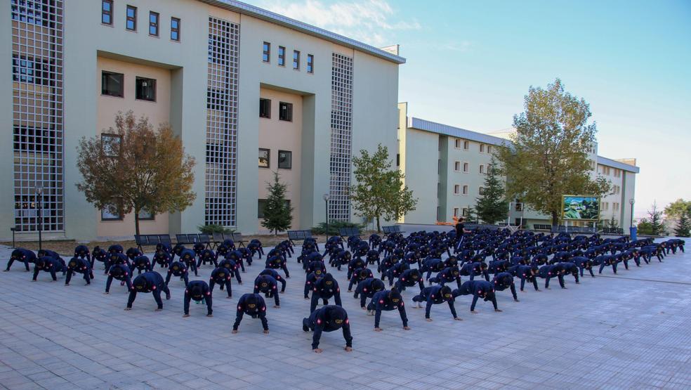 Jandarma Kadın Astsubaylar “Barış Pınarı”nda görev almak için hazır