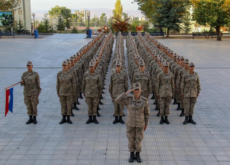 Jandarma Kadın Astsubaylar “Barış Pınarı”nda görev almak için hazır