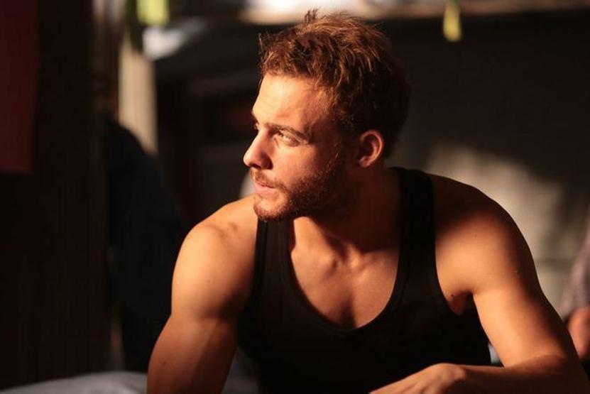 Kerem Bürsin: Sarımsak yiyip öpmemi istiyordu