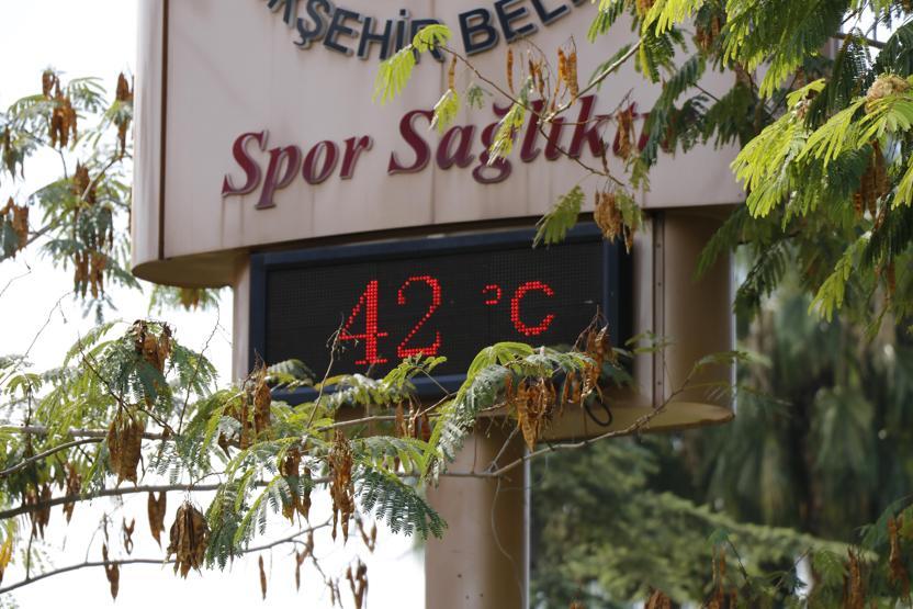 Adanada termometreler 42yi gördü
