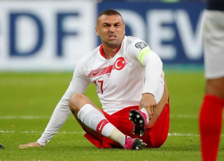 Mert Günok kurtardı, Kaan Ayhan attı
