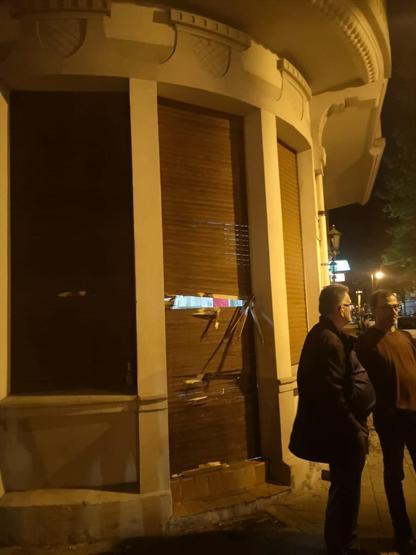 Terör örgütü yandaşları Almanyada cami ve iş yerlerine zarar verdi