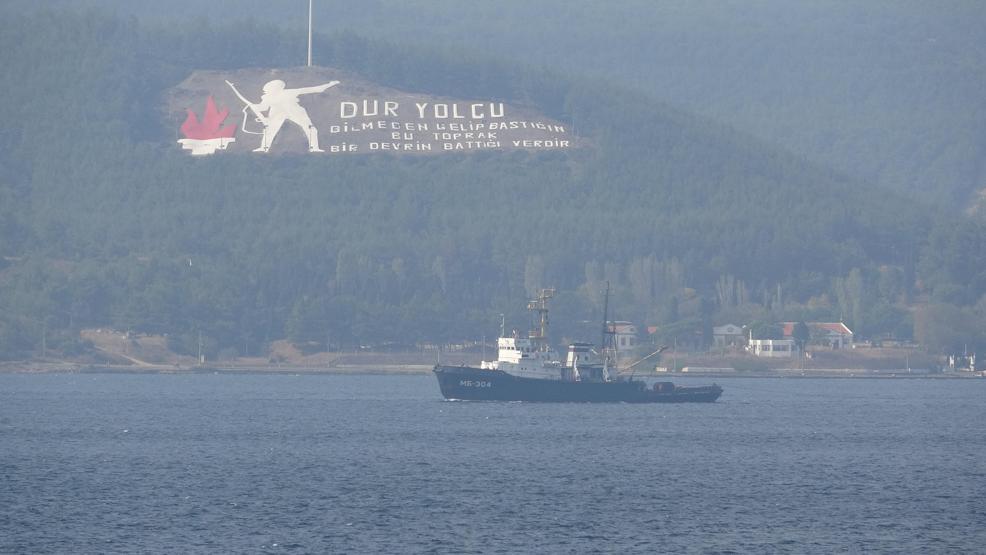 Rus savaş gemileri Boğaz’dan geçti