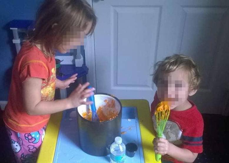 Şiddet gördüğü için ABDli eşinden ayrıldı, çocuklarını geri istiyor