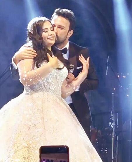 Gülnur Güneş ve Yiğit Doğan Çelik’in düğününe ünlü isimler akın etti