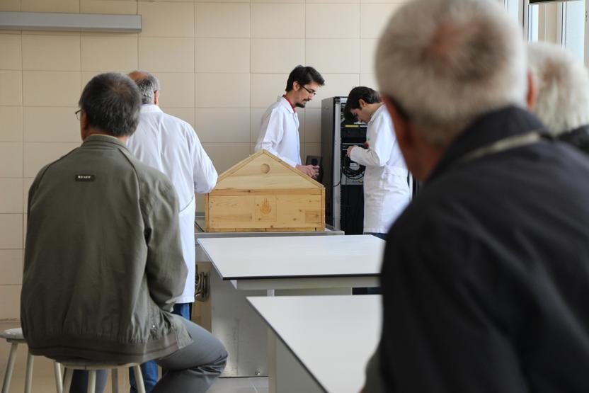 8 yıllık kadavra törenle toprağa verildi