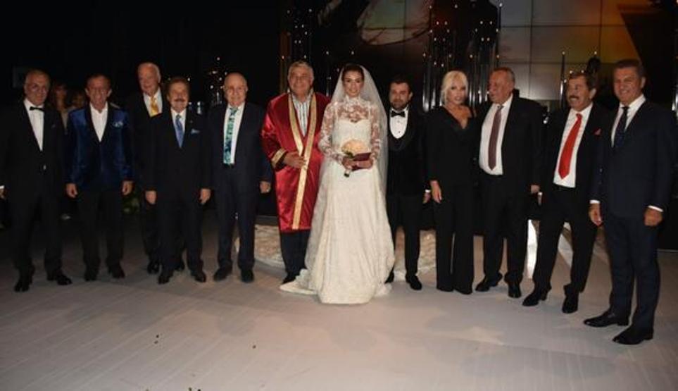 Ferruh Taşdemir ve Eftelya Kökbudak evlendi