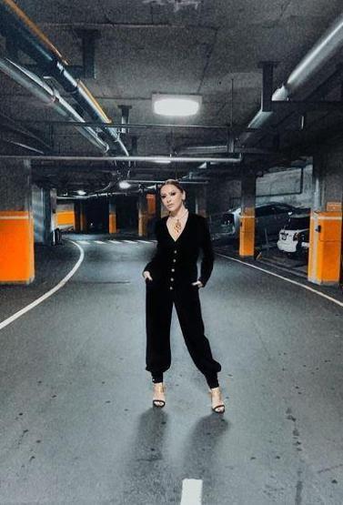 Hadise doğum gününde mezdeke oynadı