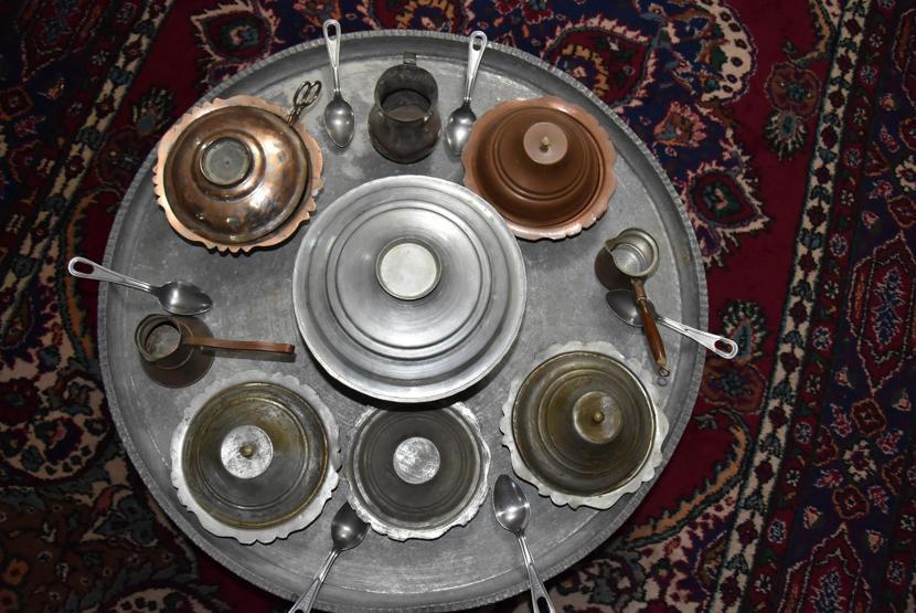30 yıldır topladığı tarihi eserlerle yaşıyor