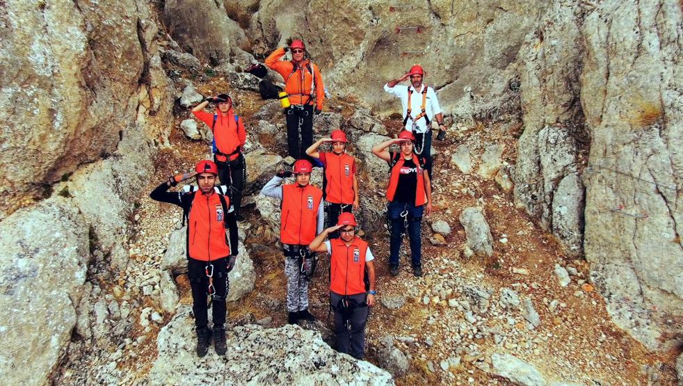 Buraya tırmanmak cesaret istiyor