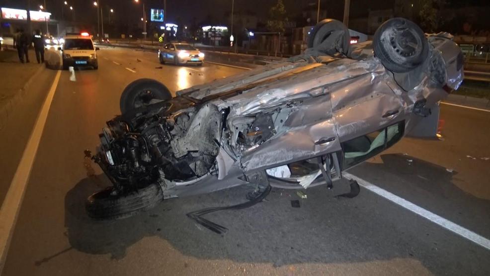 Aracı 20 takla attı, otomobili için ağladı