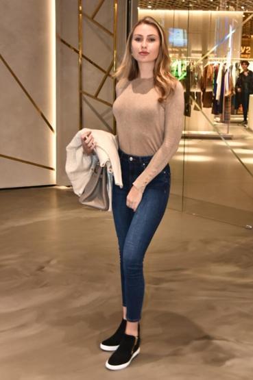 Chloe Loughnan: Türkiyeyi bırakmam