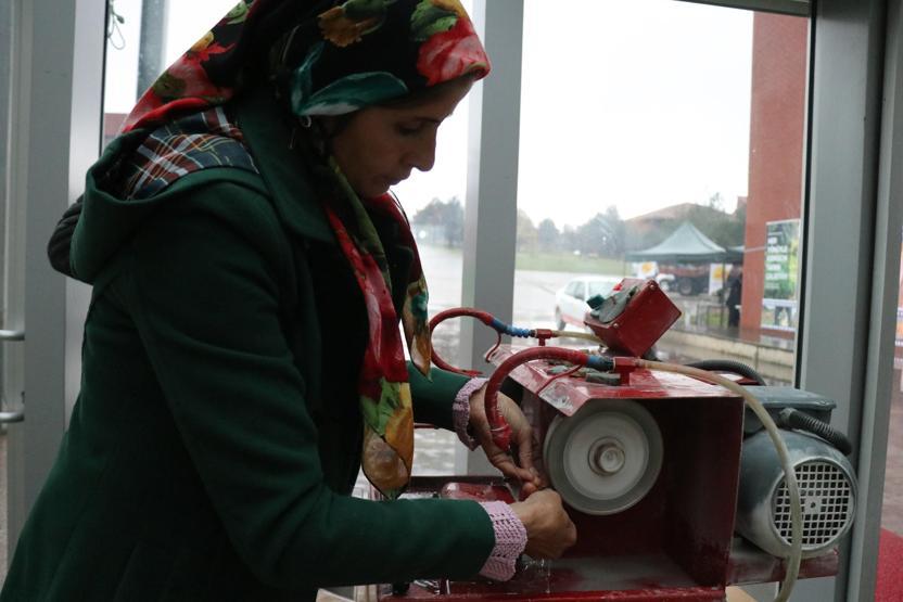 Dünyaca ünlü doğal taş Boludan çıkartılıyor