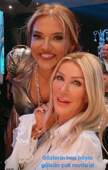 Demet Akalın ve Okan Kurtun 8. yıl kutlamasına yıldız yağdı