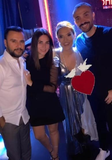Demet Akalın ve Okan Kurtun 8. yıl kutlamasına yıldız yağdı