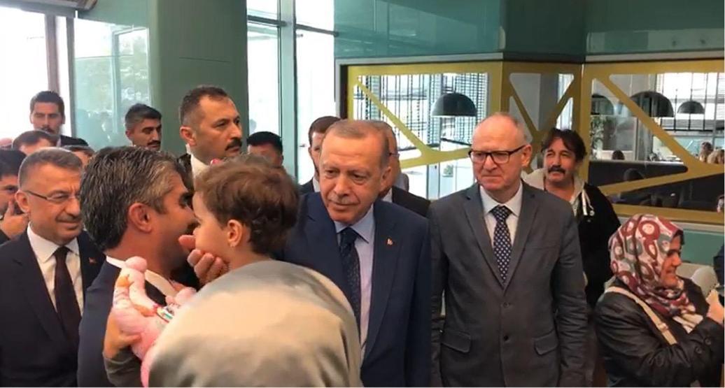 Erdoğan, hastanedeki eski Adalet Bakanı Kazanı ziyaret etti