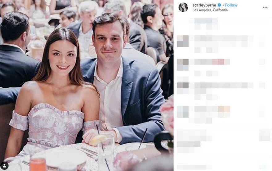 Cooper Hefner ile Scarlett Byrne evlendi