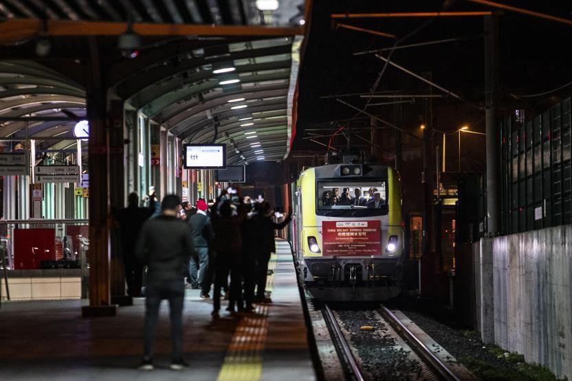 Çinden Avrupaya giden ilk yük treni Marmaraydan geçti