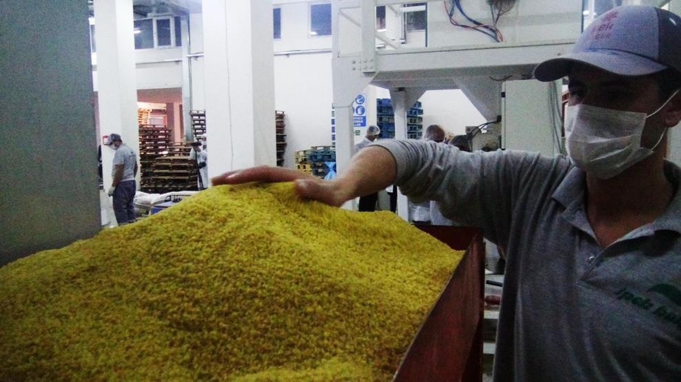 Mezopotamya güneşi bulgur için sıraya girdiler