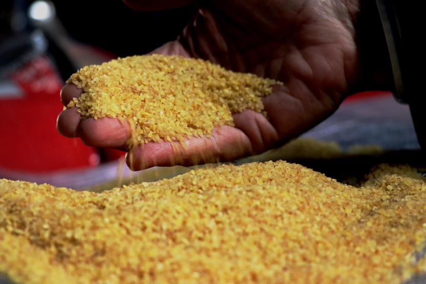 Mezopotamya güneşi bulgur için sıraya girdiler