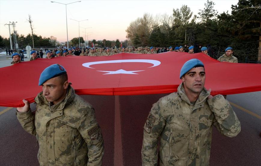 Erzurum ecdadına saygı için yürüdü