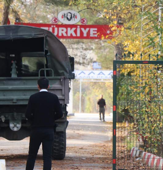 Türkiye deport etti ABD vatandaşı DEAŞlı terörist arada kaldı