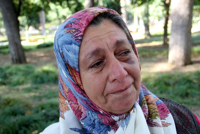 Su yüzünden komşusunu dövdü