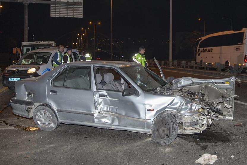 Yer: Ankara Babasının otomobilini kaçıran genç kaza yaptı