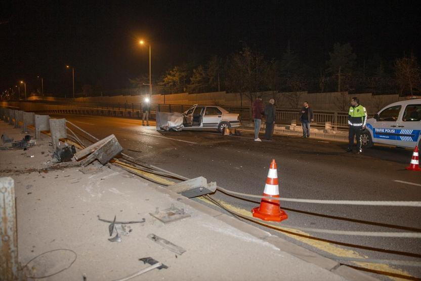Yer: Ankara Babasının otomobilini kaçıran genç kaza yaptı
